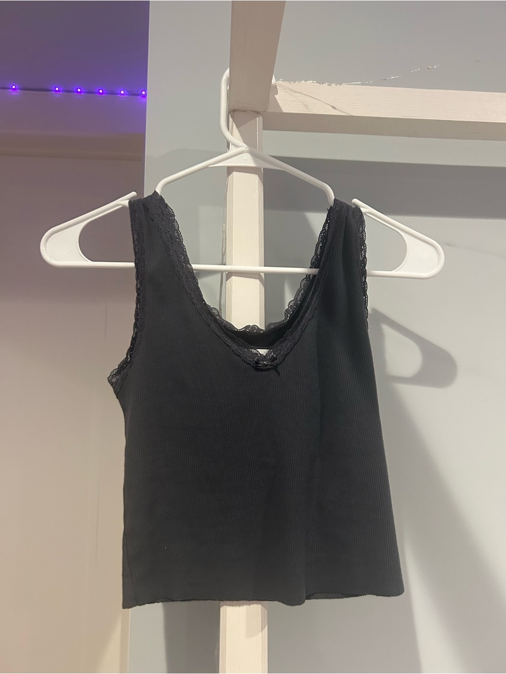 Colsie Black Scoop Neck Tank Crop Top